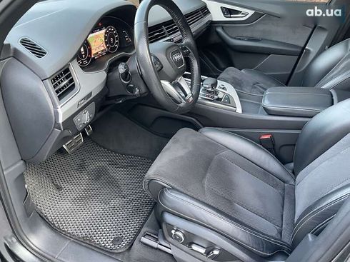 Audi Q7 2018 - фото 3