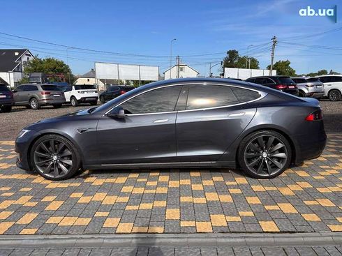 Tesla Model S 2017 - фото 12