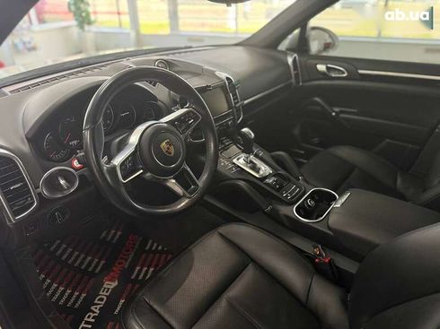 Porsche Cayenne 2015 - фото 22