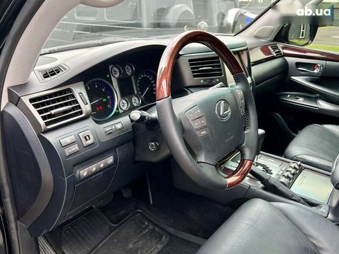 Lexus LX 2011 - фото 19