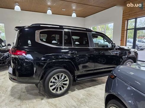 Toyota Land Cruiser 2022 - фото 17