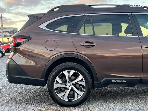 Subaru Outback 2020 коричневый - фото 8