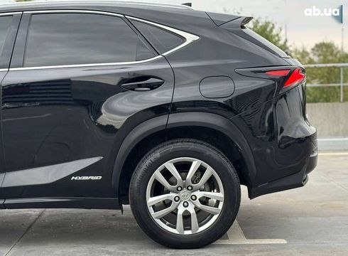 Lexus NX 2017 - фото 16