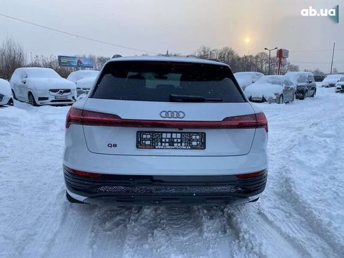 Audi Q8 e-tron 2023 - фото 6