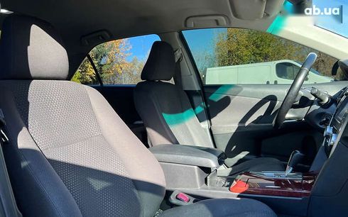 Toyota Camry 2014 - фото 17