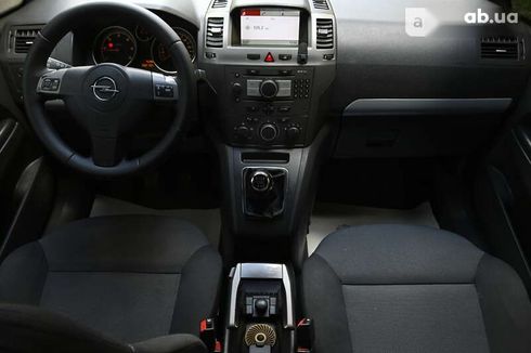 Opel Zafira 2006 - фото 23