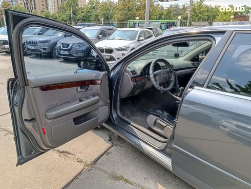 Audi A4 2005 серый - фото 19