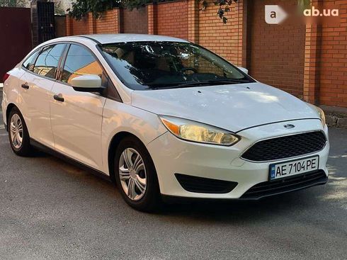 Ford Focus 2015 - фото 8