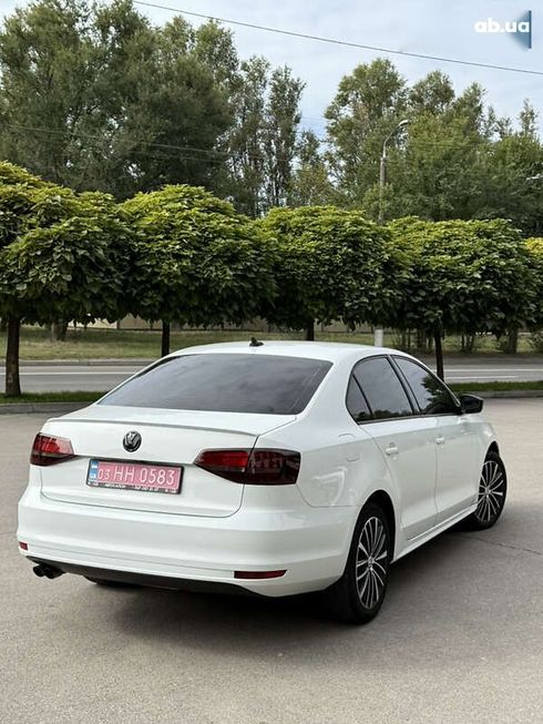 Volkswagen Jetta 2016 - фото 13