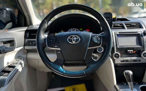 Toyota Camry 2013 - фото 14