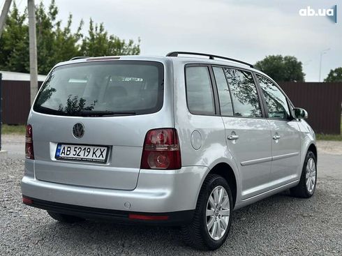 Volkswagen Touran 2007 - фото 13