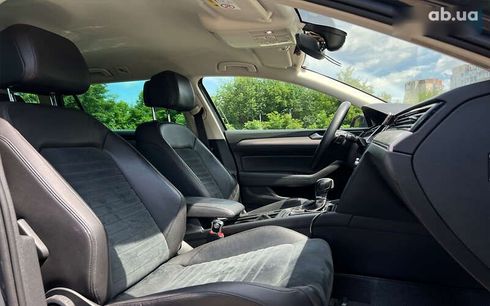 Volkswagen Passat 2016 - фото 9