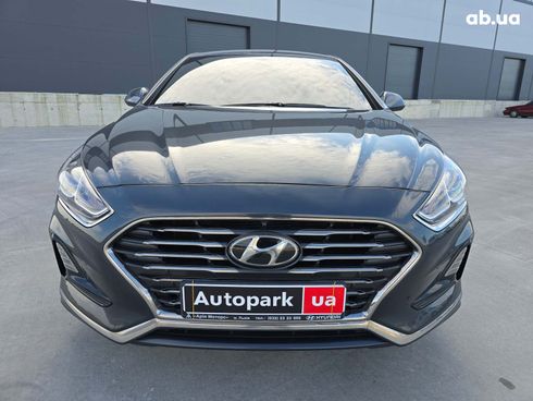 Hyundai Sonata 2018 серый - фото 2