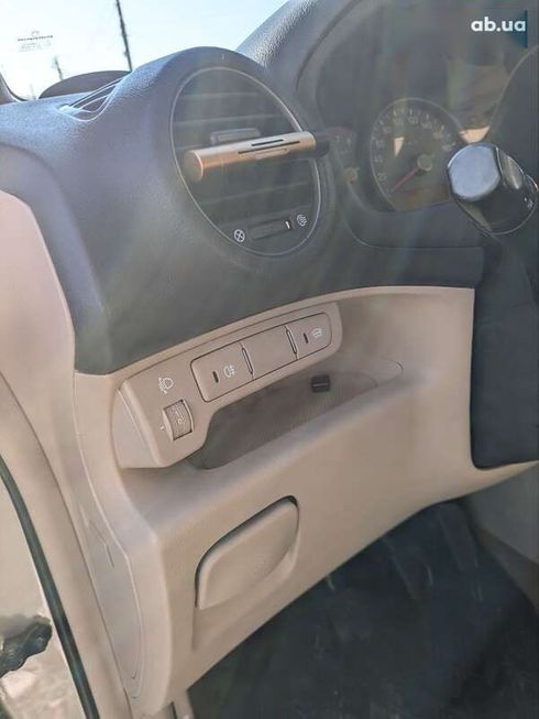 Kia Carens 2007 - фото 9