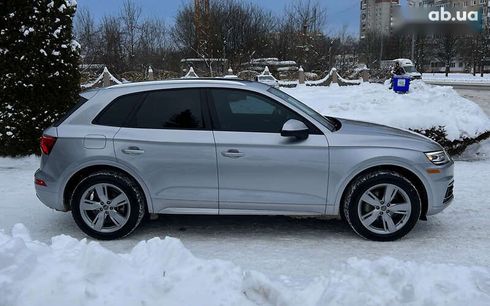 Audi Q5 2017 - фото 9