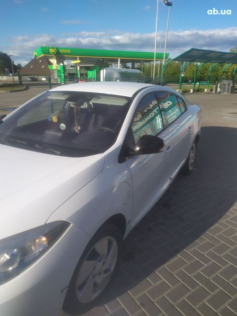 Renault Fluence 2013 белый - фото 8