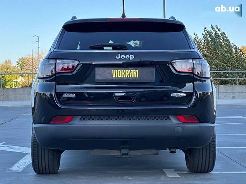 Jeep Compass 2022 - фото 10