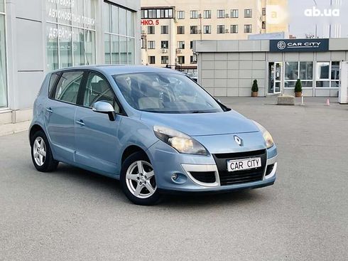 Renault Scenic 2010 - фото 9