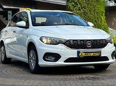 Продаж вживаних Fiat Tipo 2019 року у Львові - купити на Автобазарі