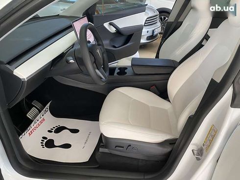 Tesla Model Y 2021 - фото 24