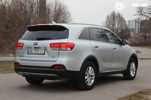 Kia Sorento 2016 - фото 9