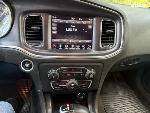 Dodge Charger 2017 серый - фото 18