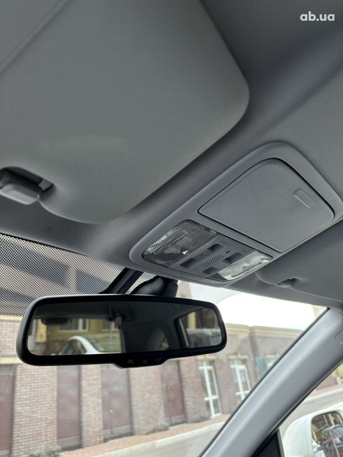 Honda CR-V 2011 белый - фото 4