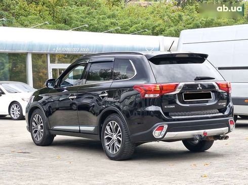 Mitsubishi Outlander 2016 - фото 7