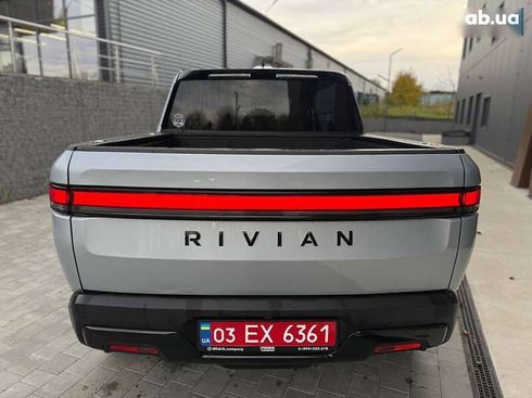 Rivian R1T 2023 - фото 11