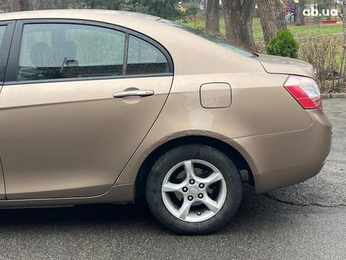 Geely Emgrand 7 2011 бежевый - фото 13