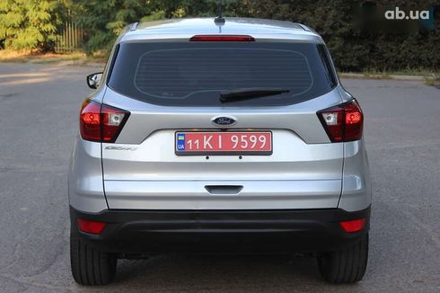 Ford Escape 2019 - фото 11