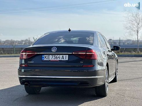 Volkswagen Passat 2016 - фото 28