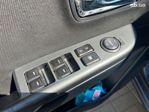 Kia Rio 2013 серый - фото 29