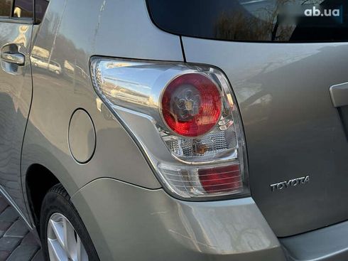 Toyota Verso 2012 - фото 13