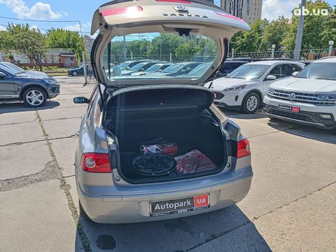 Renault Laguna 2006 бежевый - фото 10