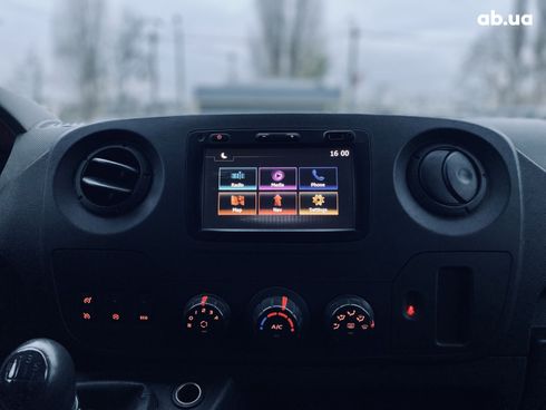 Renault Master 2017 белый - фото 20