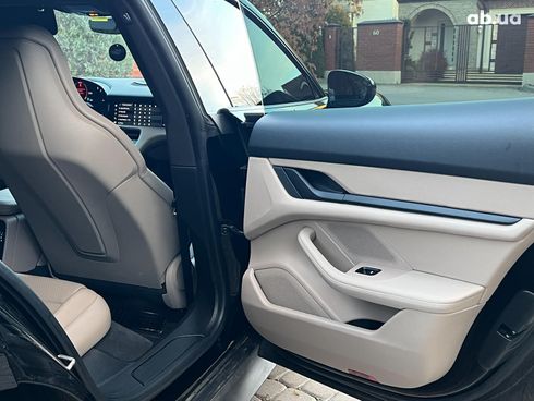 Porsche Taycan 2022 черный - фото 17