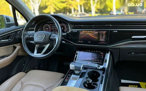 Audi Q7 2020 - фото 18