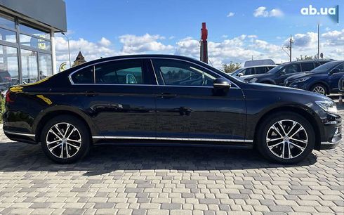 Volkswagen Passat 2018 - фото 8