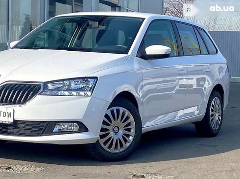 Skoda Fabia 2019 - фото 12