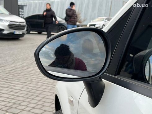 Fiat grande punto 2012 белый - фото 14