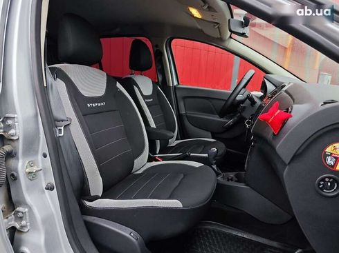 Renault Sandero 2021 - фото 10