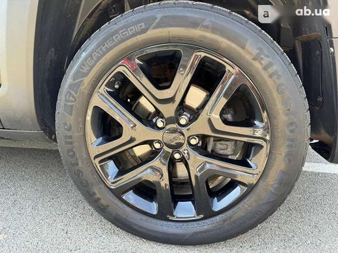 Jeep Renegade 2017 - фото 10