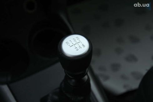 Toyota RAV4 2012 - фото 23
