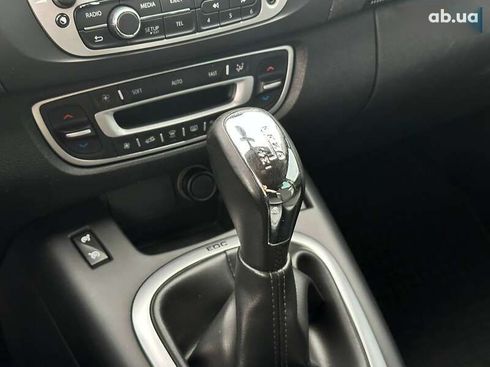Renault Scenic 2012 - фото 28