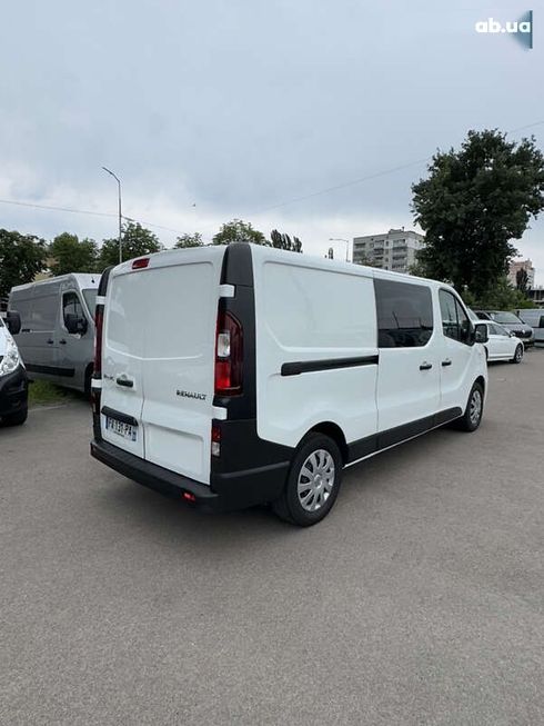 Renault Trafic 2020 - фото 22
