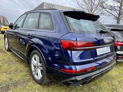 Audi Q7 2021 - фото 32