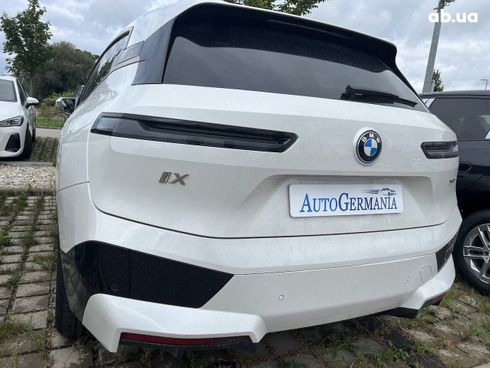 BMW iX 2022 - фото 30