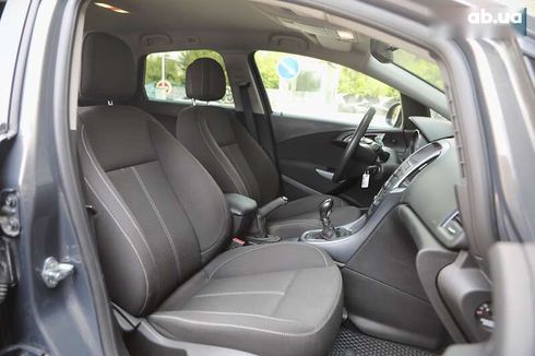Opel Astra 2013 - фото 10