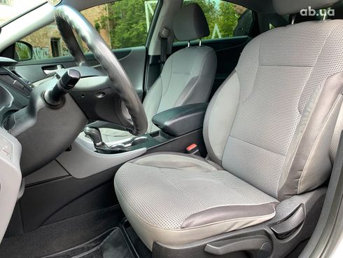 Hyundai Sonata 2011 серый - фото 23